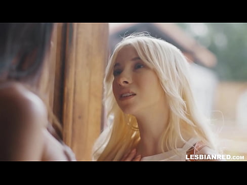 ❤️ Jenta kommer hjem noen måneder senere og ender opp med å spise stemorens fitte Sexvideo ved no.hentaibar-com.ru ❤